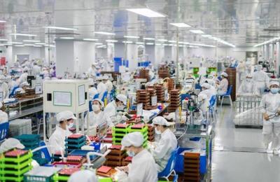 國(guó)標(biāo)電子煙時(shí)代開啟 深圳售出全國(guó)首單，產(chǎn)業(yè)迎來(lái)規(guī)范發(fā)展新篇章